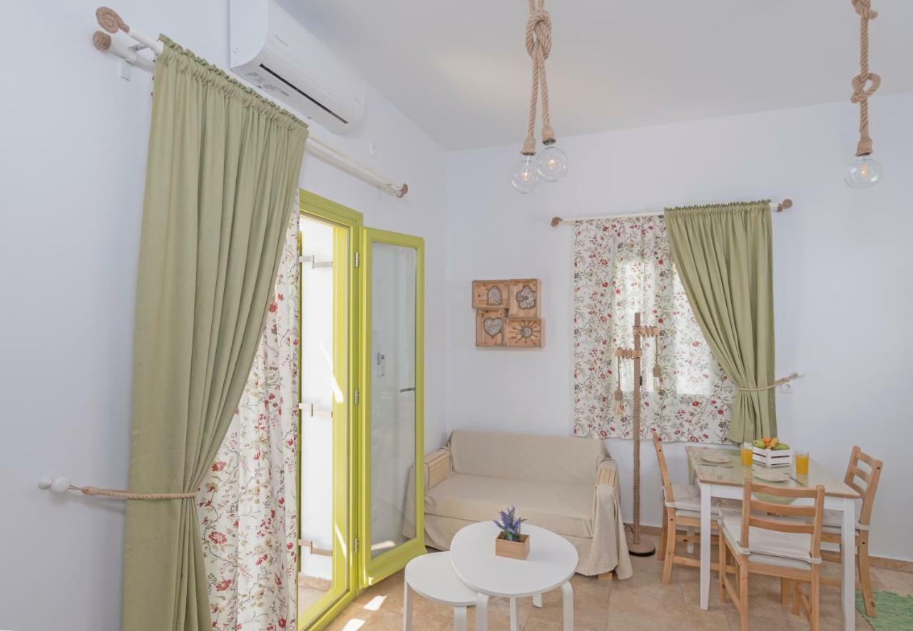 Parathinalos Beach House Livadi  Екстериор снимка
