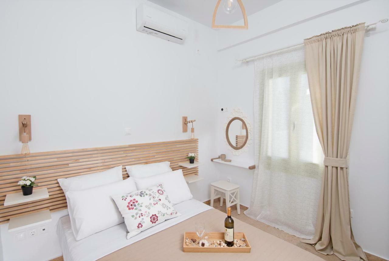 Parathinalos Beach House Livadi  Екстериор снимка